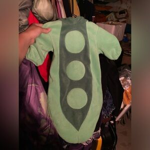 Sweet pea pod costume